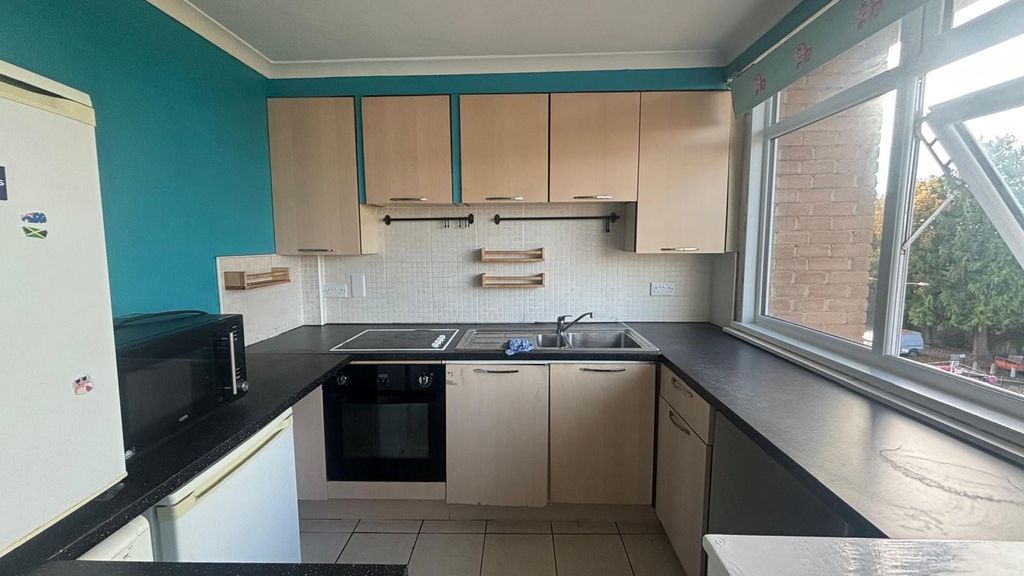 Property photo 3 of 3