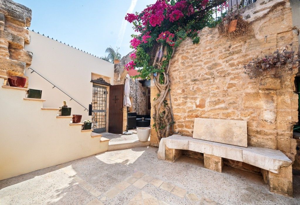 Property photo 1 of 15 Patio (2)