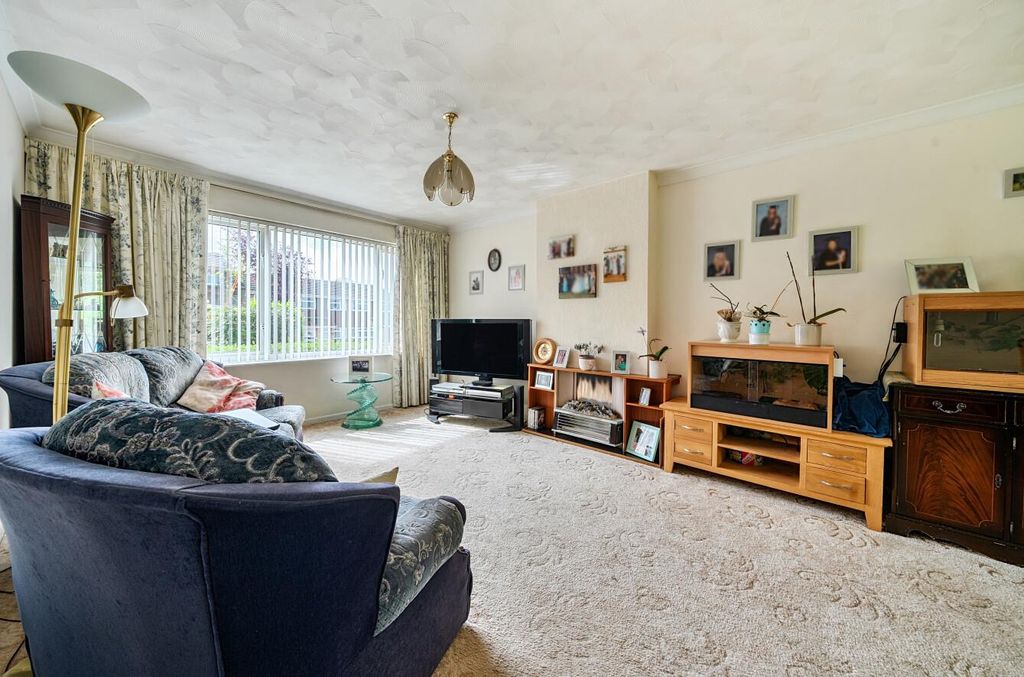 Property photo 3 of 18 Bodycoats Road 130 (1).Jpg