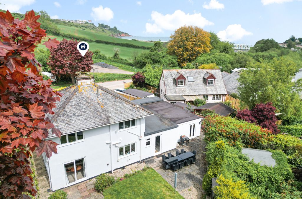 Property photo 2 of 31 1125636 (7)c.Jpg