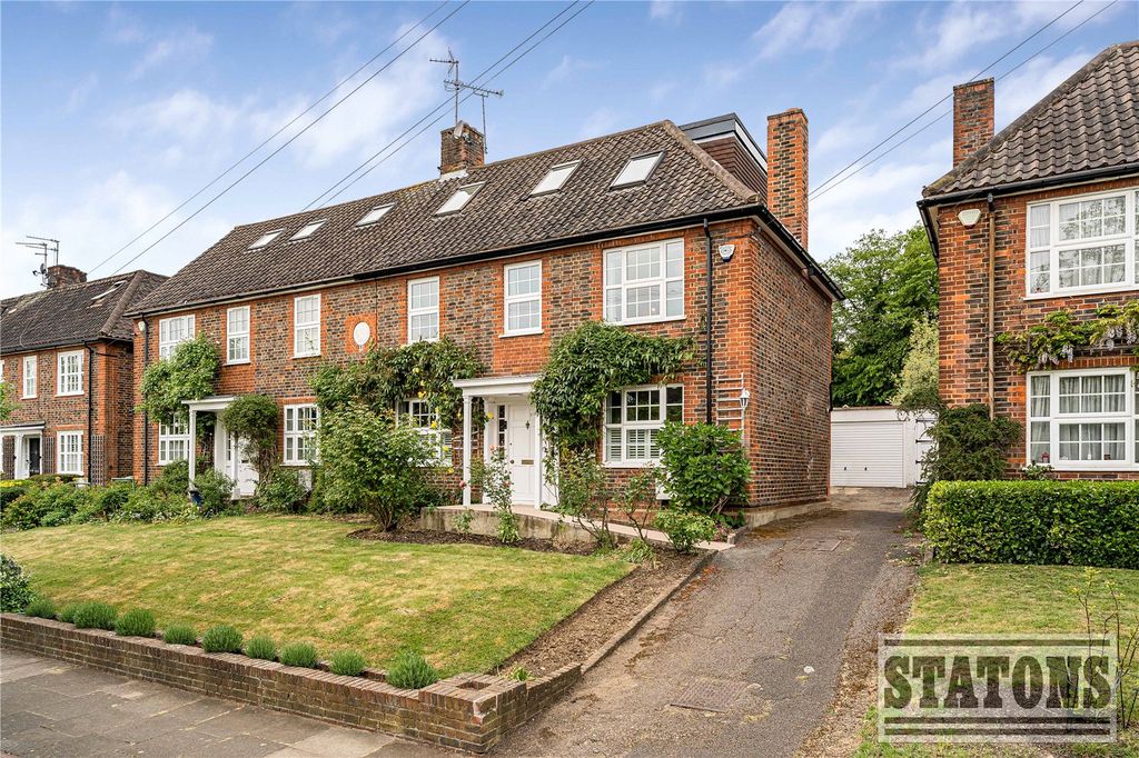 Property photo 1 of 22 Picture No. 07