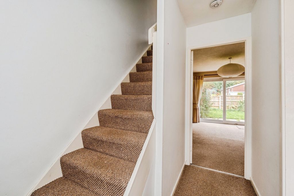 Property photo 2 of 17 Photo