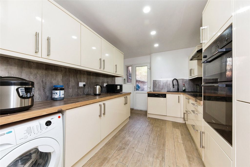 Property photo 2 of 14 Picture No. 14