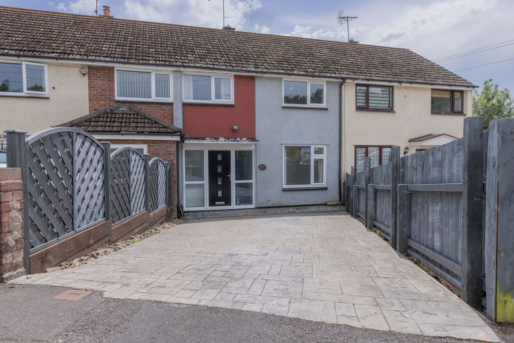 Property photo 1 of 21
