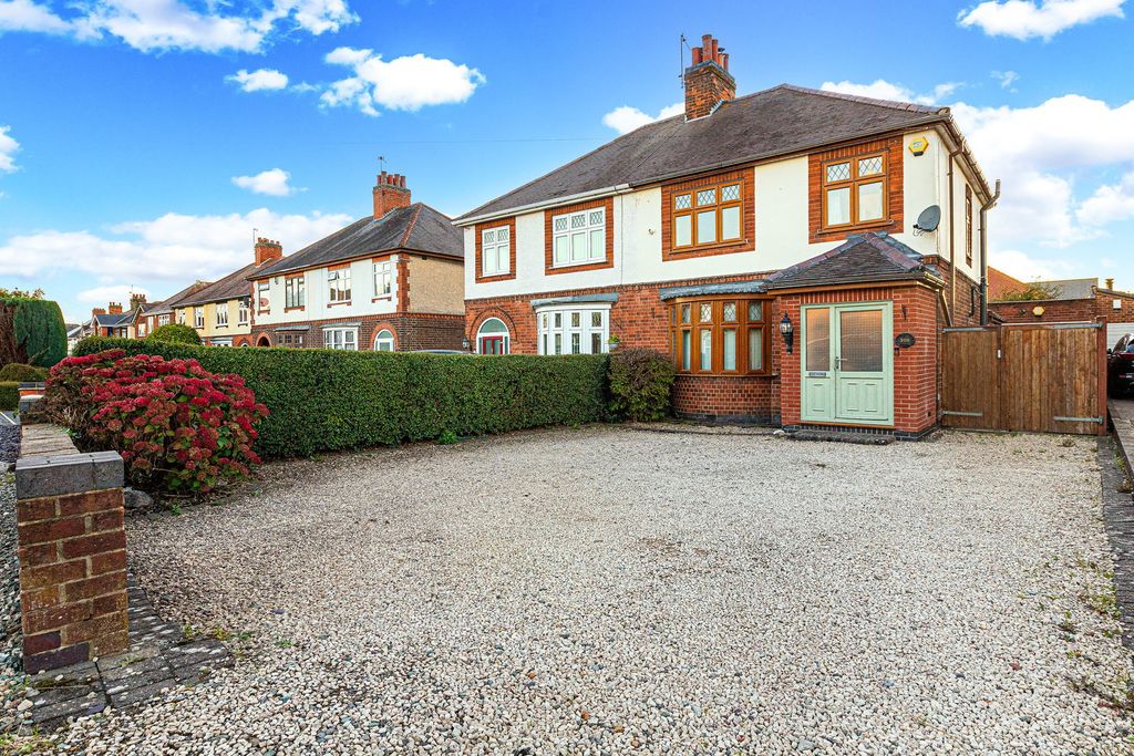 Property photo 1 of 30