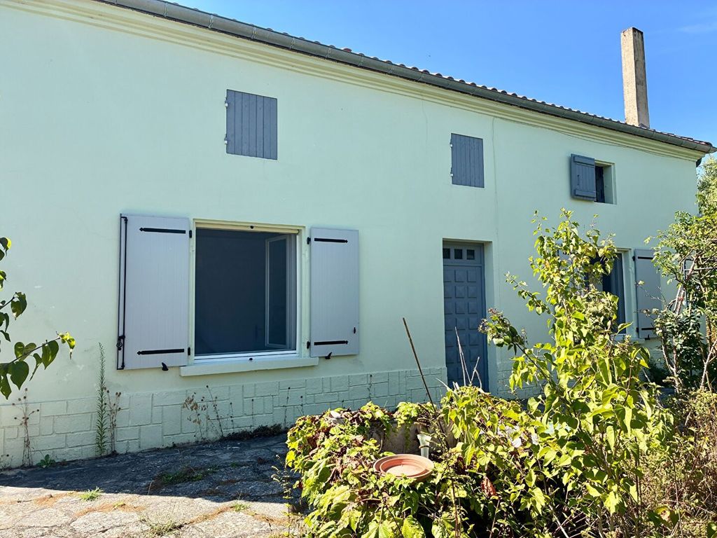 Property photo 2 of 23