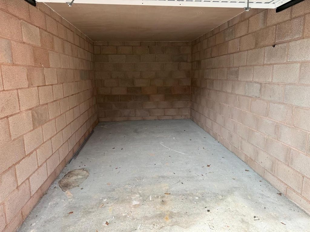 Property photo 2 of 2 D Inside.Jpeg