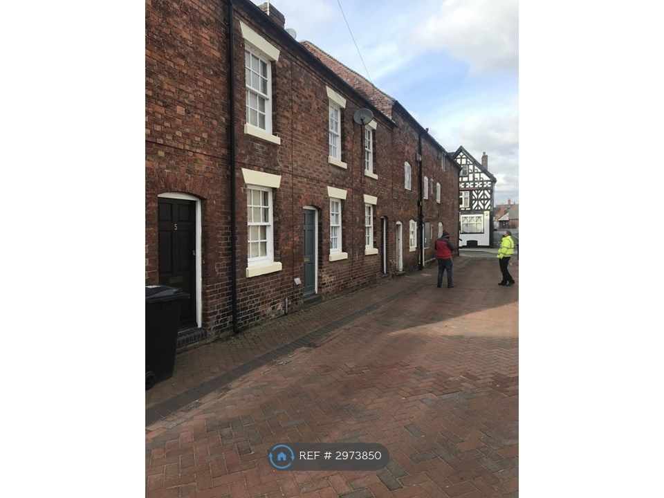 Property photo 1 of 11 Cross Street
