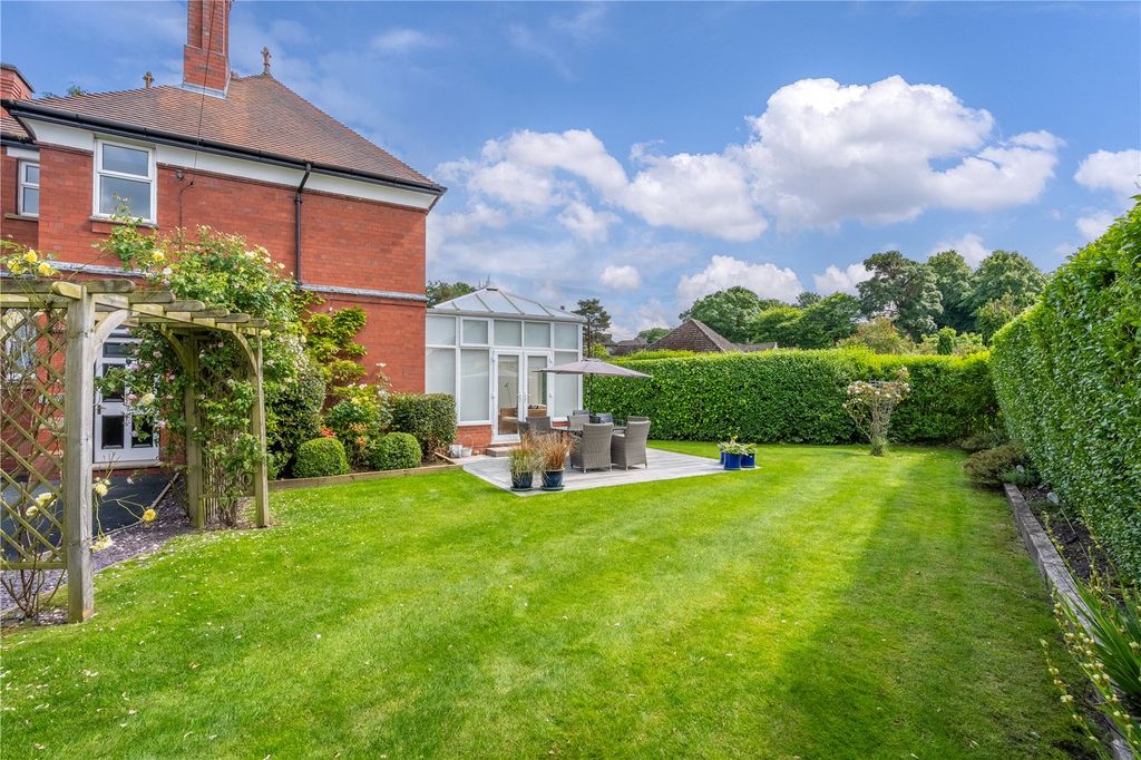 Property photo 3 of 49 Picture No. 48