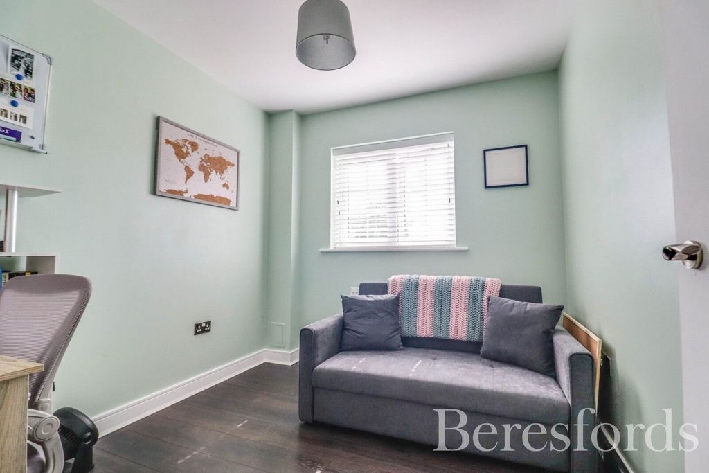 Additional image 13 of 2 bed flat for salePanfield Lane, Braintree CM7
