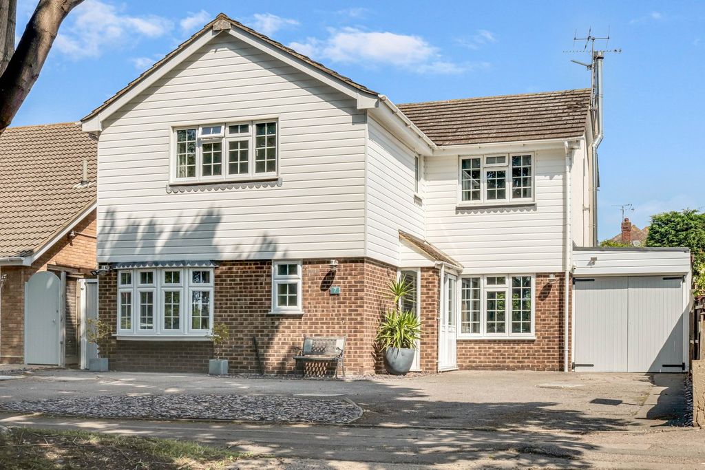 Property photo 1 of 29