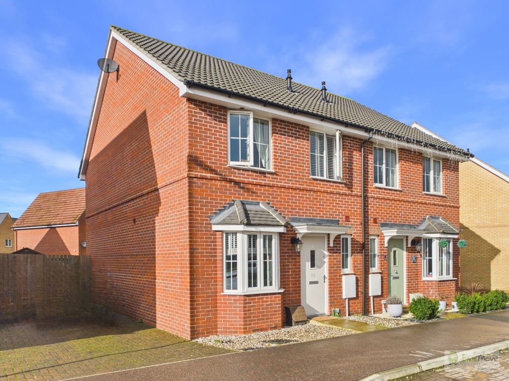 Property photo 1 of 14 Ewemove Mildenhall Lee Devenish Larch Way Exterior