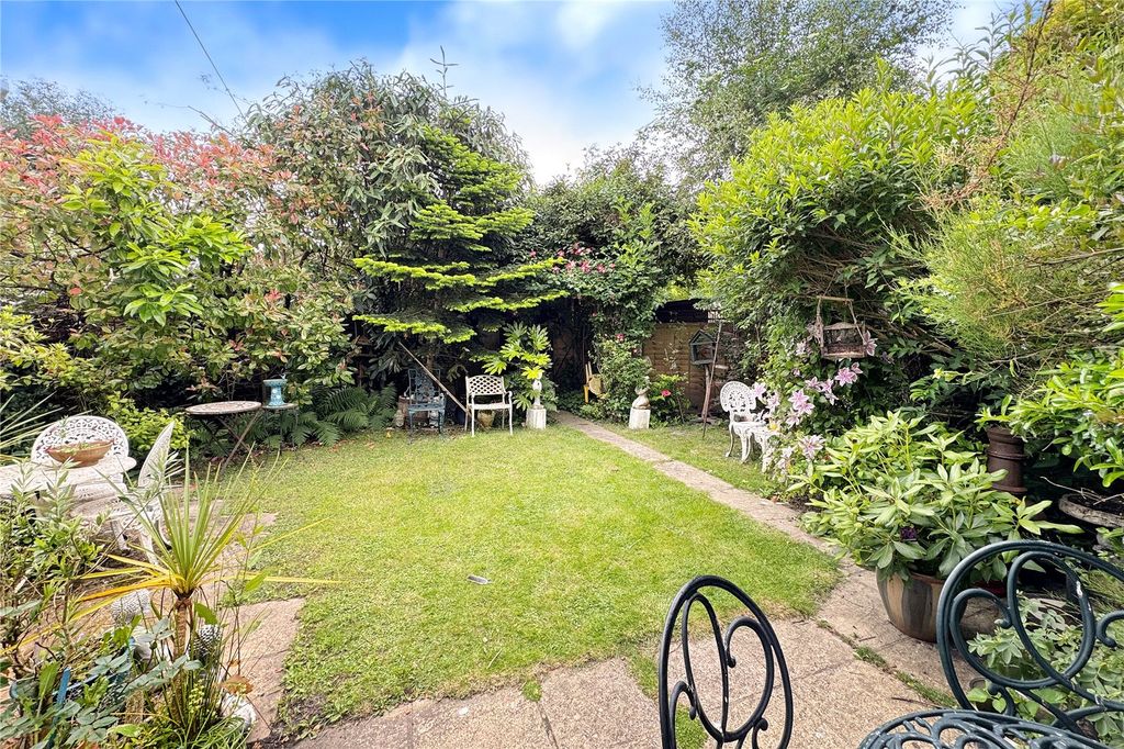 Property photo 2 of 8 Picture No. 05