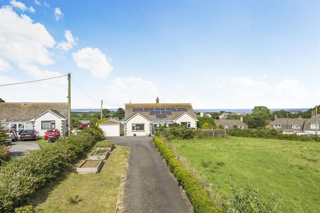 Property photo 3 of 34 1155469 (3)E.Jpg