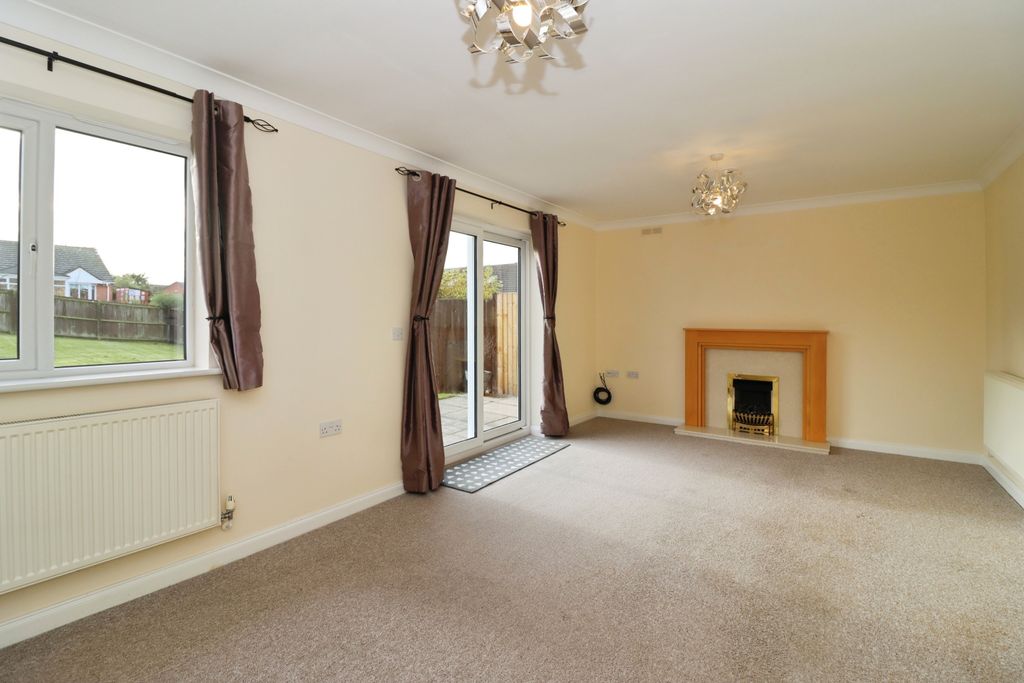 Property photo 3 of 14