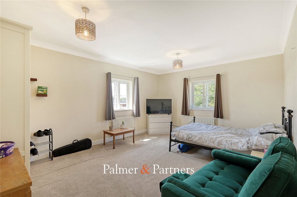 Property photo 3 of 16 Picture No. 03