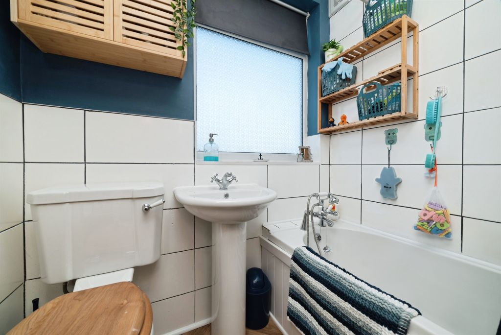 Additional image 18 of 3 bed semi-detached house for saleAncaster Avenue, Hull HU5