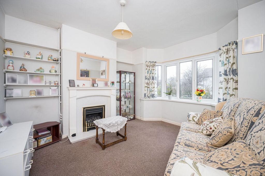 Property photo 3 of 30