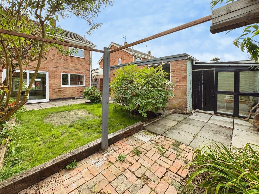 Property photo 3 of 4