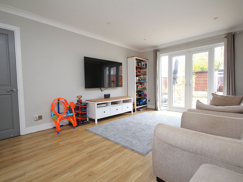 Property photo 3 of 30