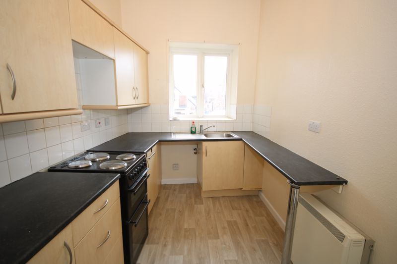 Property photo 3 of 7 Kitchen