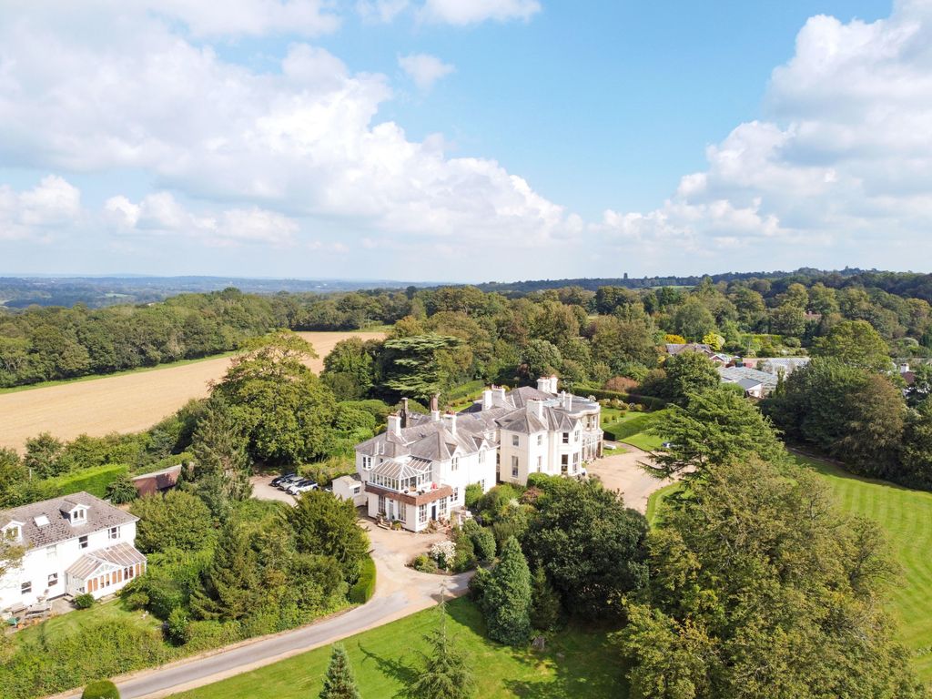 Property photo 2 of 32 Picture No. 45