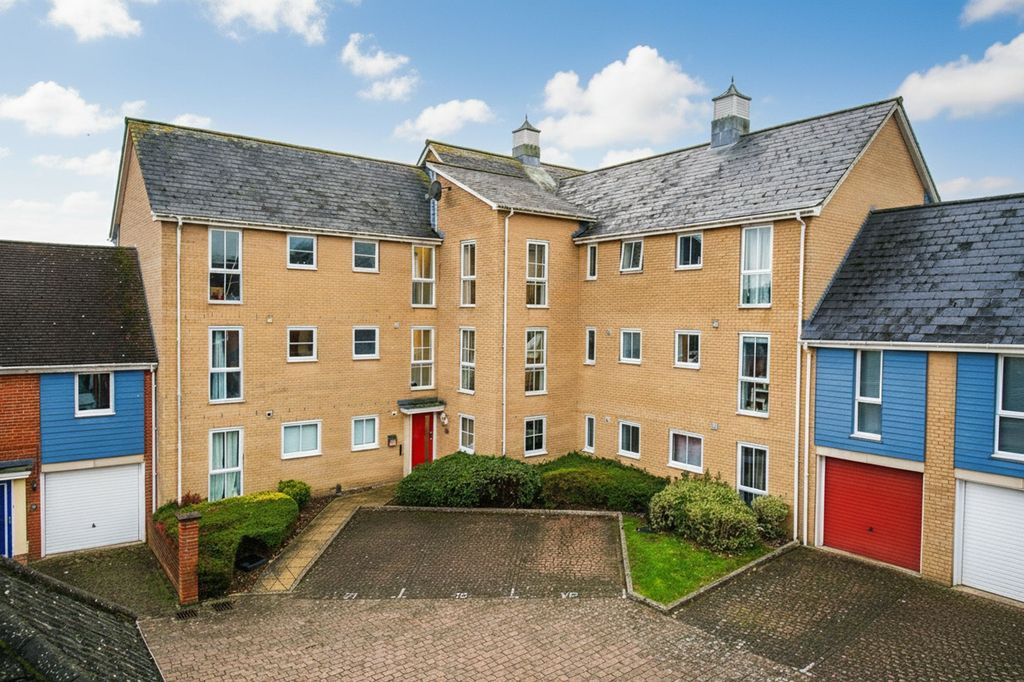 Property photo 1 of 15