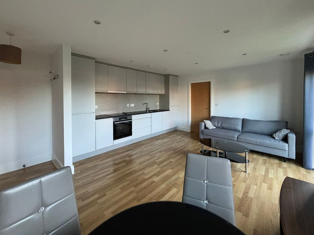 Property photo 3 of 19 Open Plan