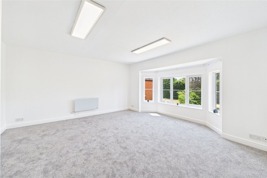 Property photo 2 of 6 Picture No. 01