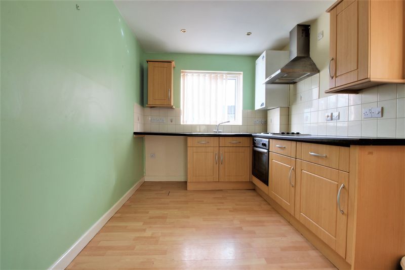 Property photo 3 of 13 Photo 4