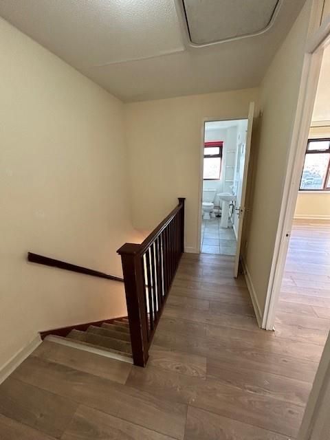 Property photo 2 of 8 Landing.Jpg