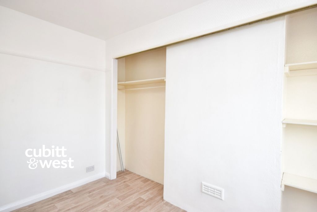 Property photo 3 of 6 0E84058A-Dsc_5963