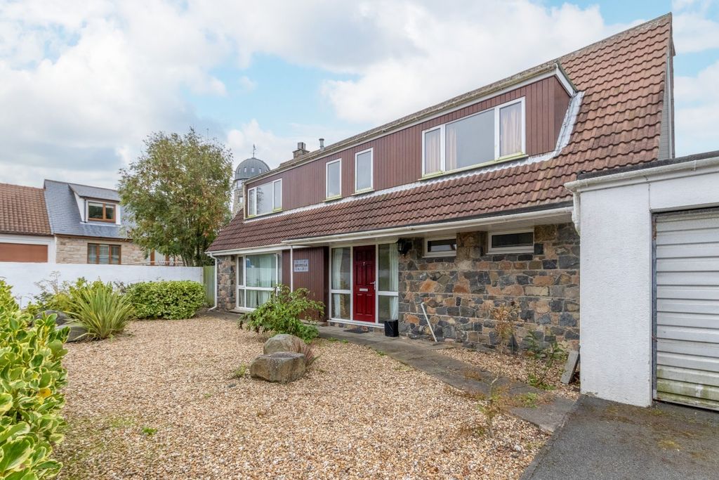 Property photo 1 of 16 Picture No. 20