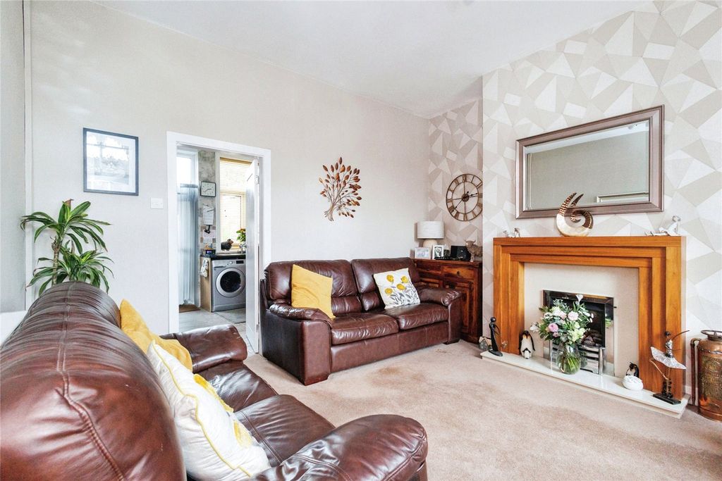 Property photo 2 of 20 Picture No. 01