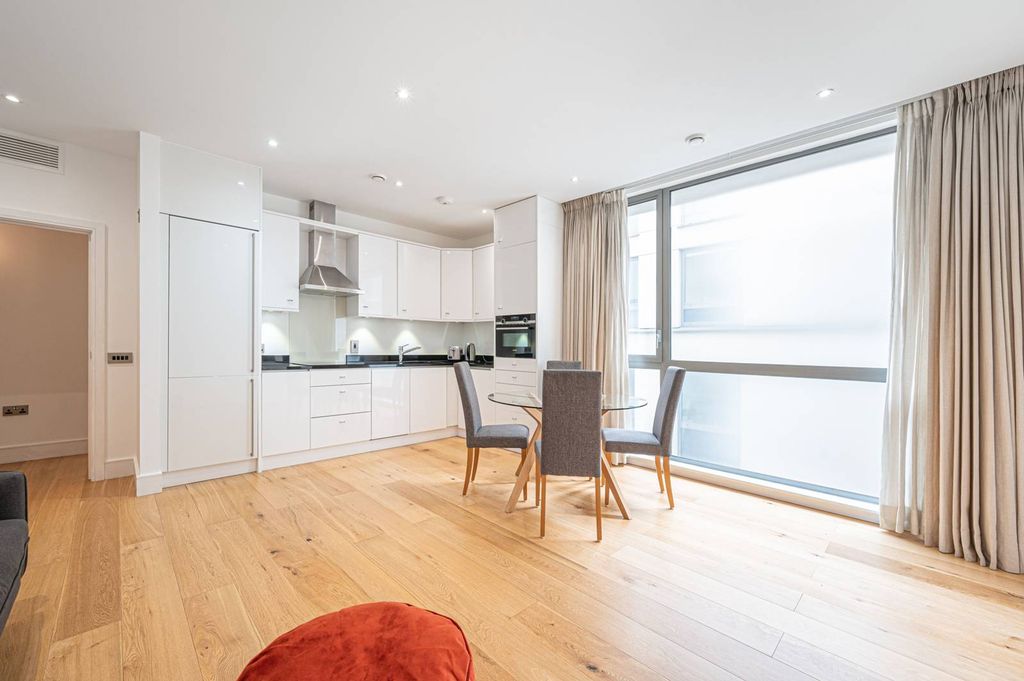 Property photo 2 of 5