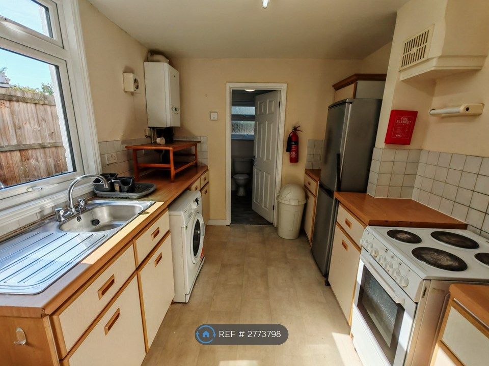 Property photo 2 of 11