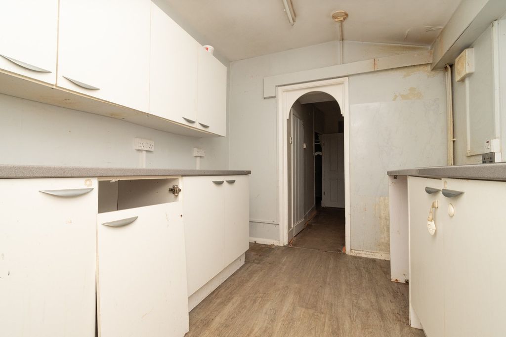 Property photo 3 of 13 Picture 3