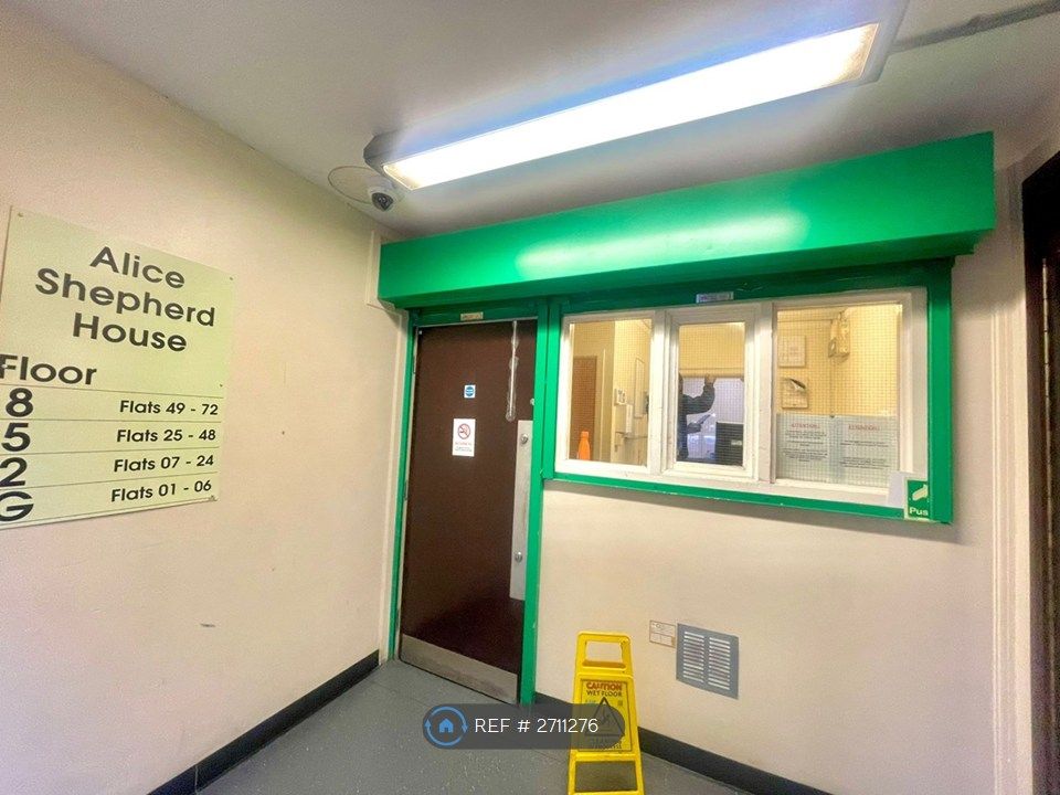 Property photo 3 of 9 Reception