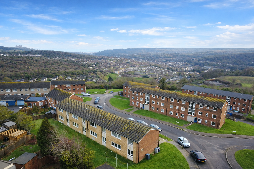 Property photo 2 of 8