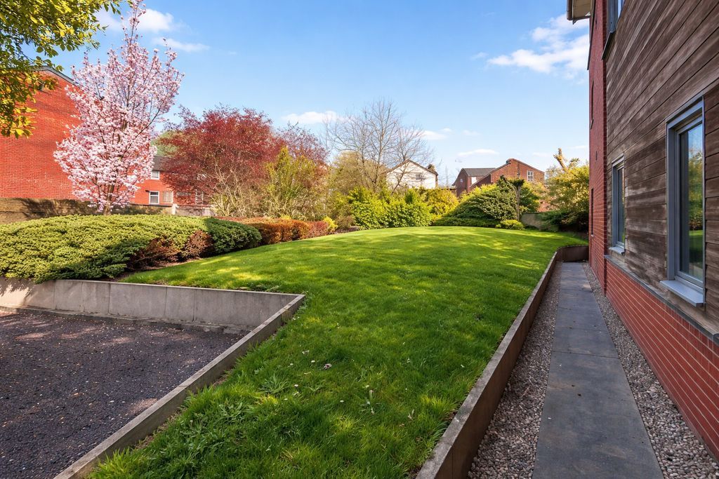 Property photo 2 of 5 Photo 2