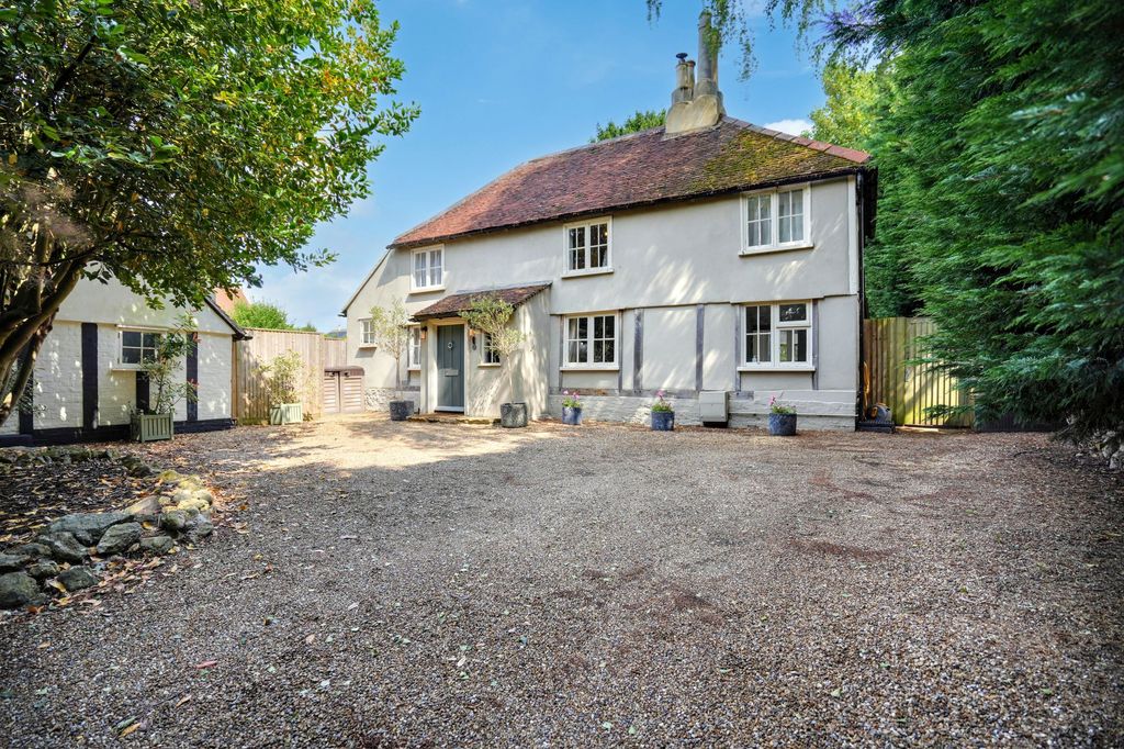 Property photo 1 of 34