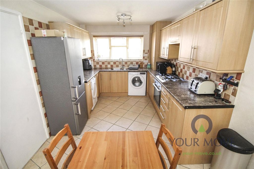 Property photo 3 of 18 Picture No. 16