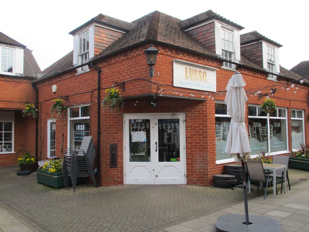 Property photo 1 of 4