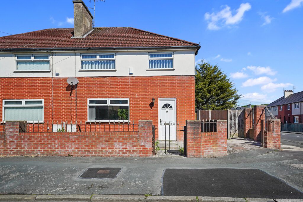 Property photo 2 of 22