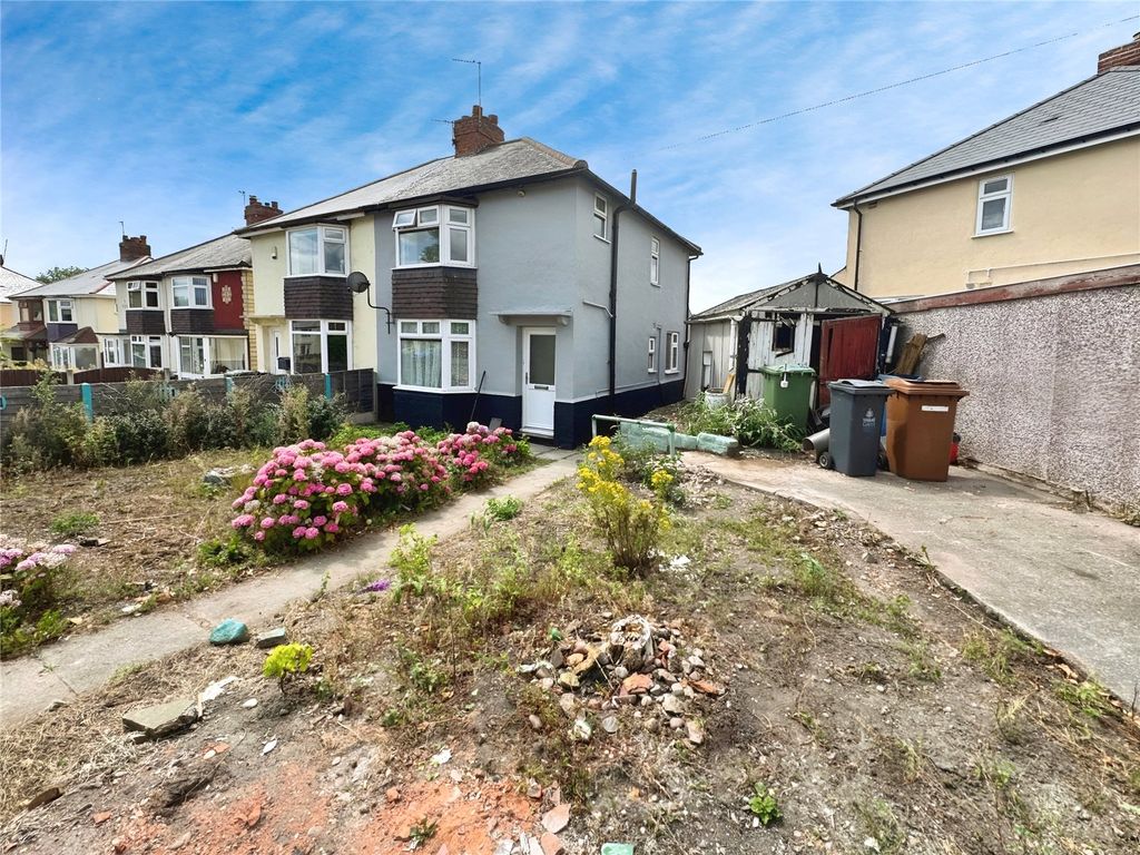 Property photo 1 of 10 External