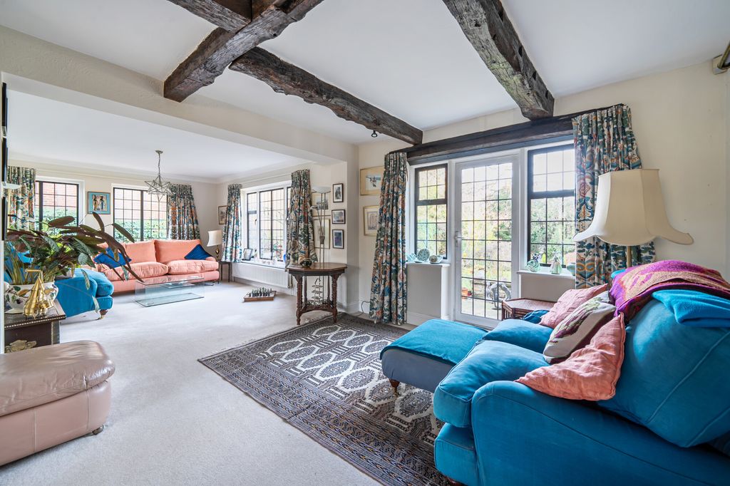 Property photo 3 of 13