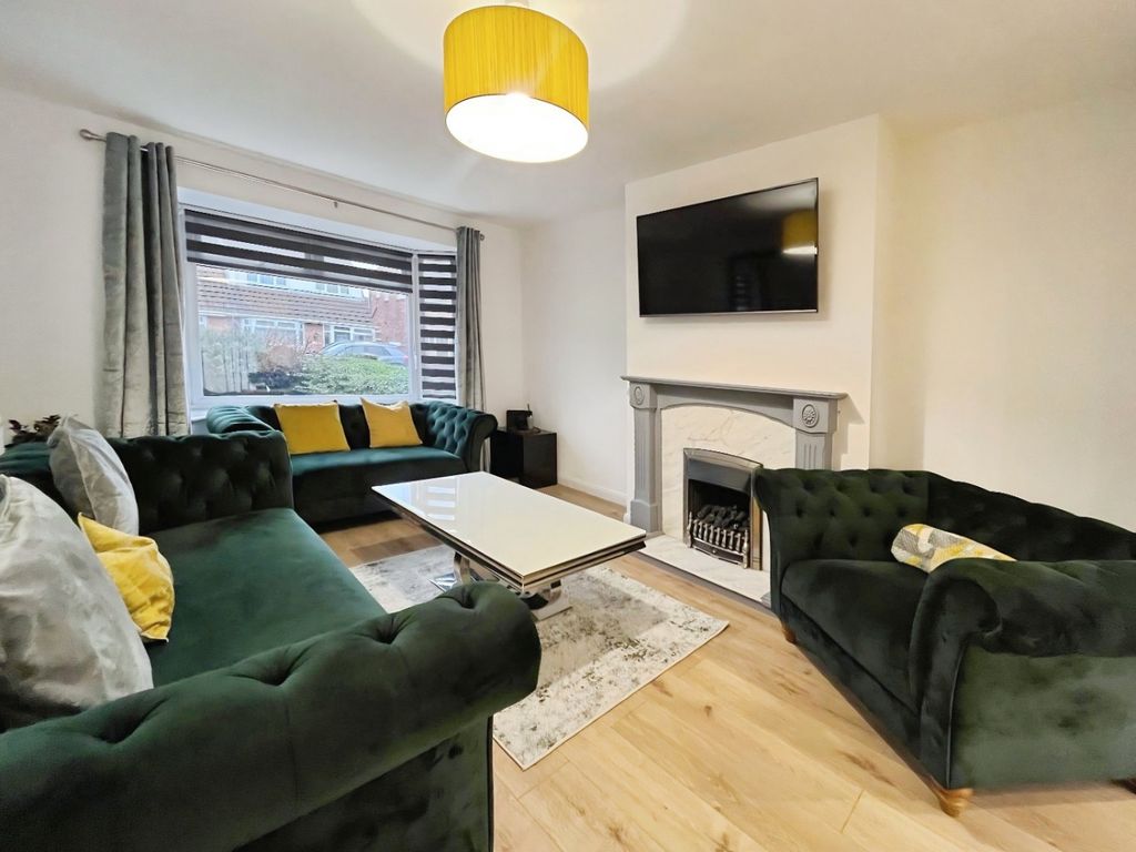 Property photo 3 of 19 4862076