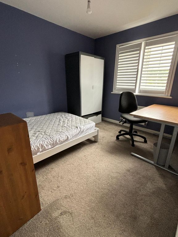 Property photo 2 of 12 Photo 1