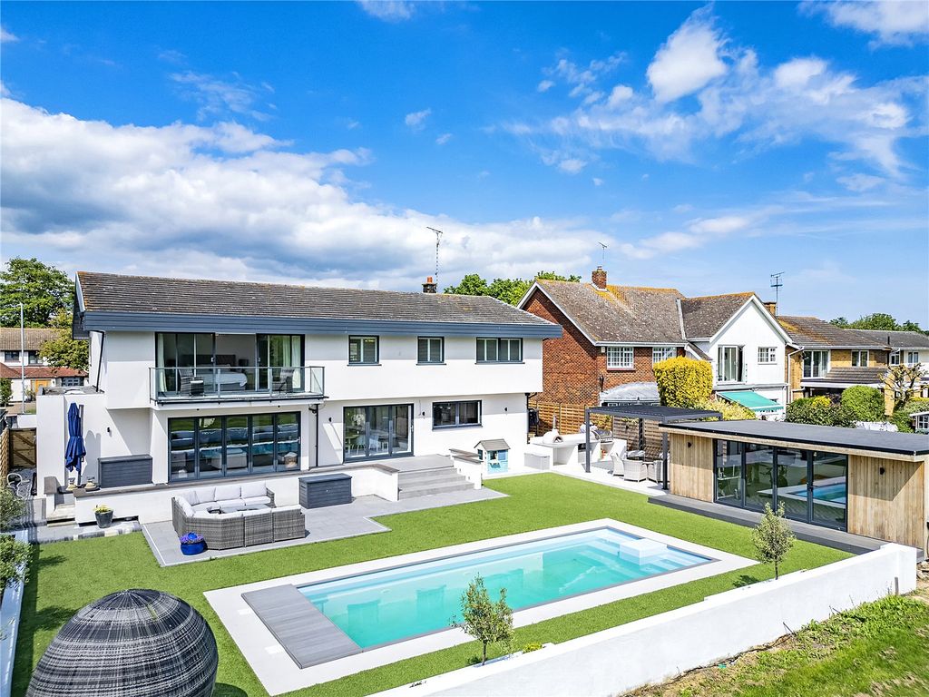 Property photo 1 of 38 Picture No. 63