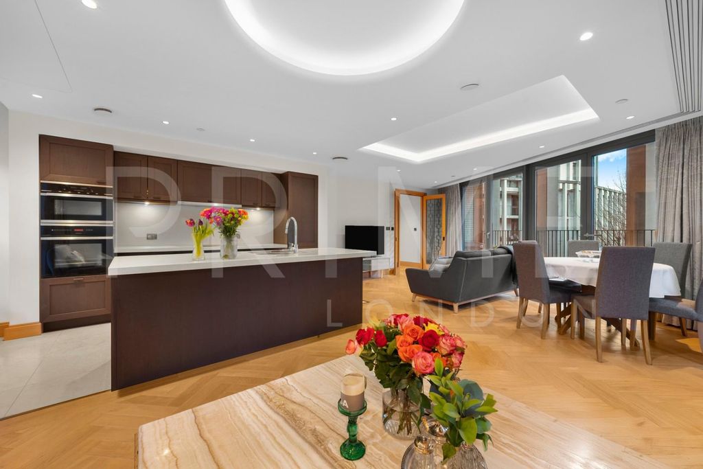 Property photo 1 of 21 Pl Wm 1112.Jpg